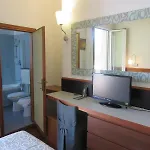 Alexander Hotel 3*