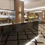 Alexander Hotel