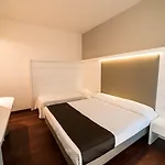 Alexander Hotel 3*