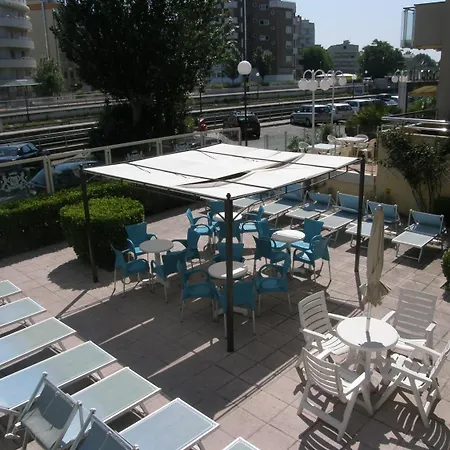 Alexander Hotel 3*
