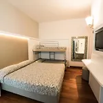 Alexander 3*