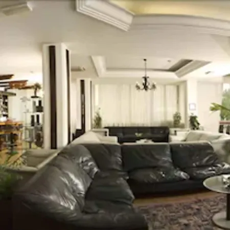 Hotel Alexander 3*