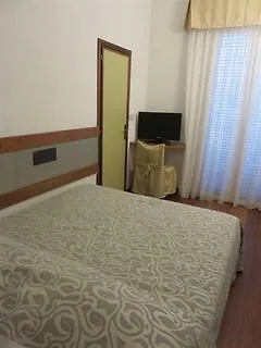 ホテル Alexander 3*