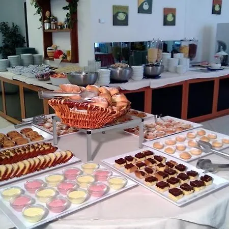 Hotel Alexander 3*
