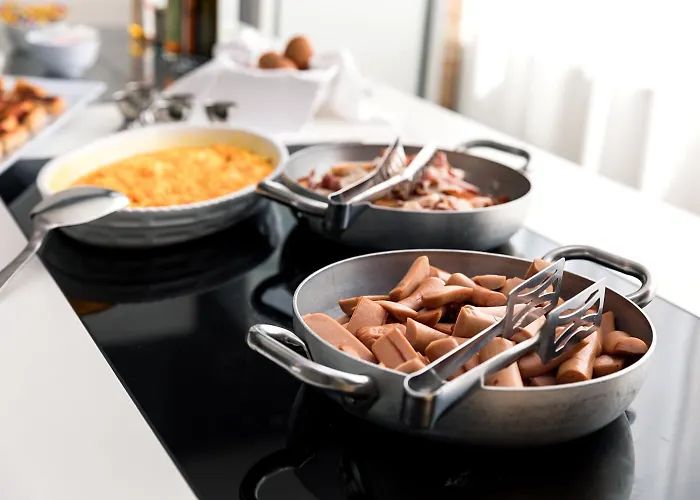 Alexander Отель